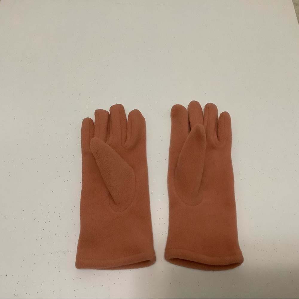 Betmar Fleece Gloves, Salmon Colored